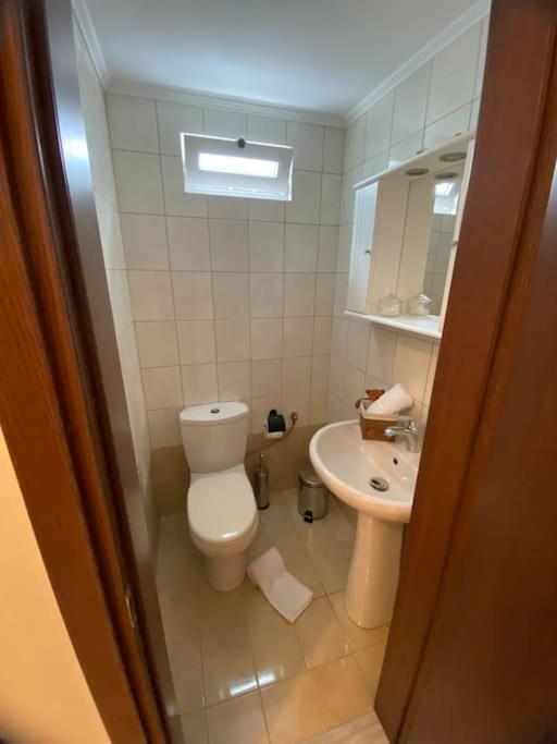 Spacious & Modern New Apartment *