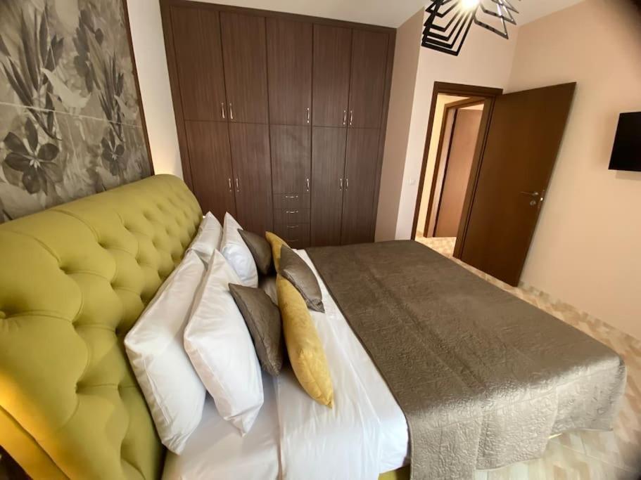 Apartment Spacious & Modern New *